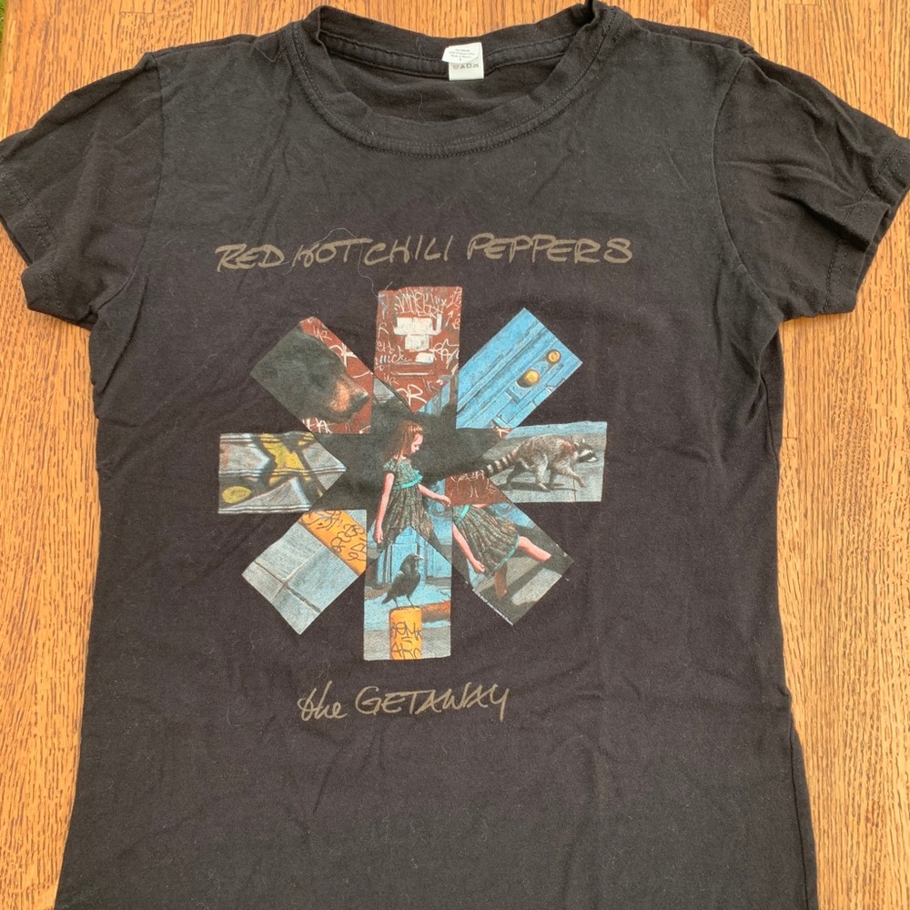 Ted Hot Chili Peppers Tour shirt